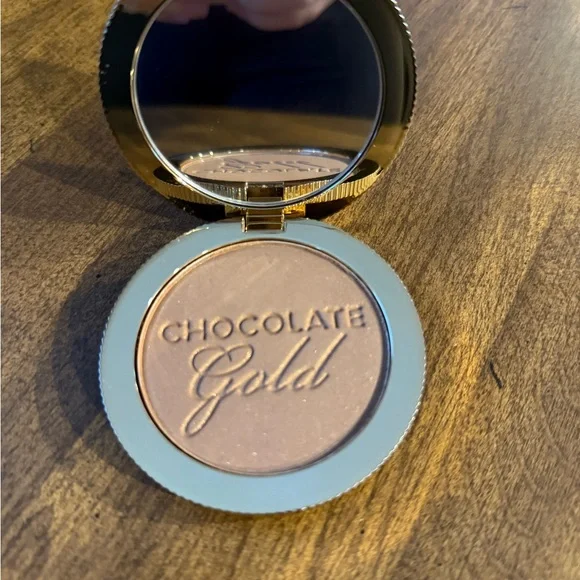 Too Faced chocolate gold bronzer new - Picture 2 of 2